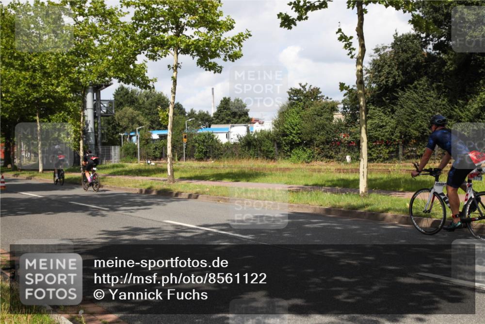 10.08.2025 - GEWOBA Citytriathlon Bremen Yannick Fuchs http://msf.ph/oto/8561122 10.08.2025 12:13:18 Radfahren 760, 774, 1013, 1026 meine-sportfotos.de