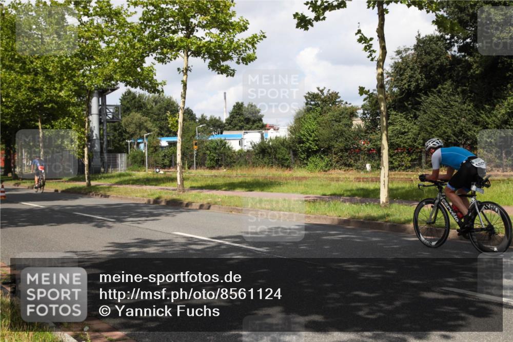 10.08.2025 - GEWOBA Citytriathlon Bremen Yannick Fuchs http://msf.ph/oto/8561124 10.08.2025 12:13:21 Radfahren 760, 774, 1013, 1026 meine-sportfotos.de