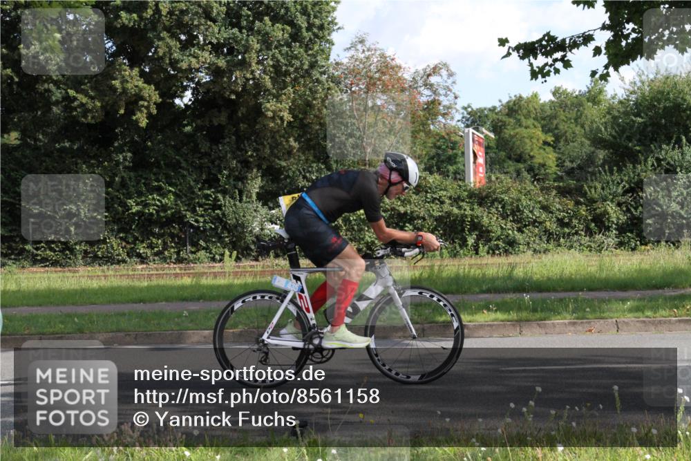 10.08.2025 - GEWOBA Citytriathlon Bremen Yannick Fuchs http://msf.ph/oto/8561158 10.08.2025 10:39:38 Radfahren 59, 87, 95, 185, 193, 201, 209, 221, 233, 374, 435, 436, 440, 453 meine-sportfotos.de