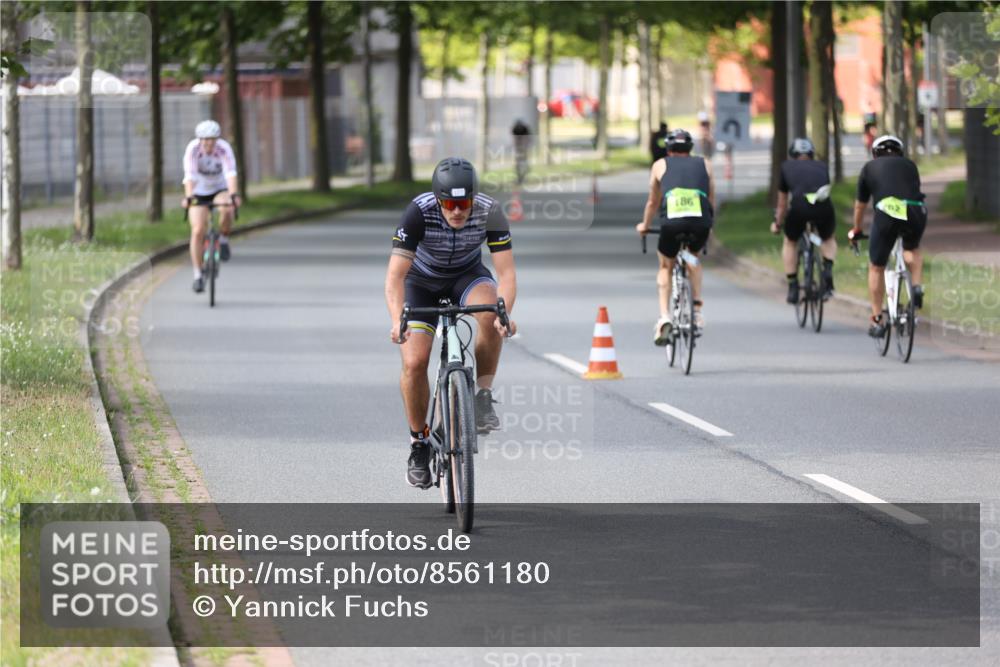 10.08.2025 - GEWOBA Citytriathlon Bremen Yannick Fuchs http://msf.ph/oto/8561180 10.08.2025 14:21:31 Radfahren 9, 140, 177, 334 meine-sportfotos.de