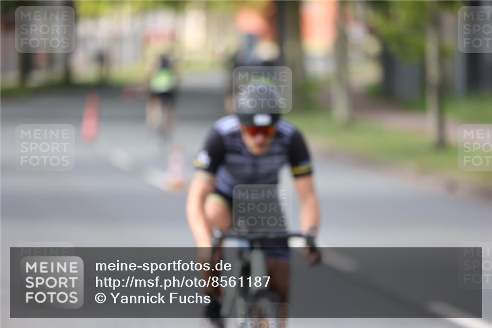 10.08.2025 - GEWOBA Citytriathlon Bremen Yannick Fuchs http://msf.ph/oto/8561187 10.08.2025 14:21:32 Radfahren 9, 140, 177, 334 meine-sportfotos.de