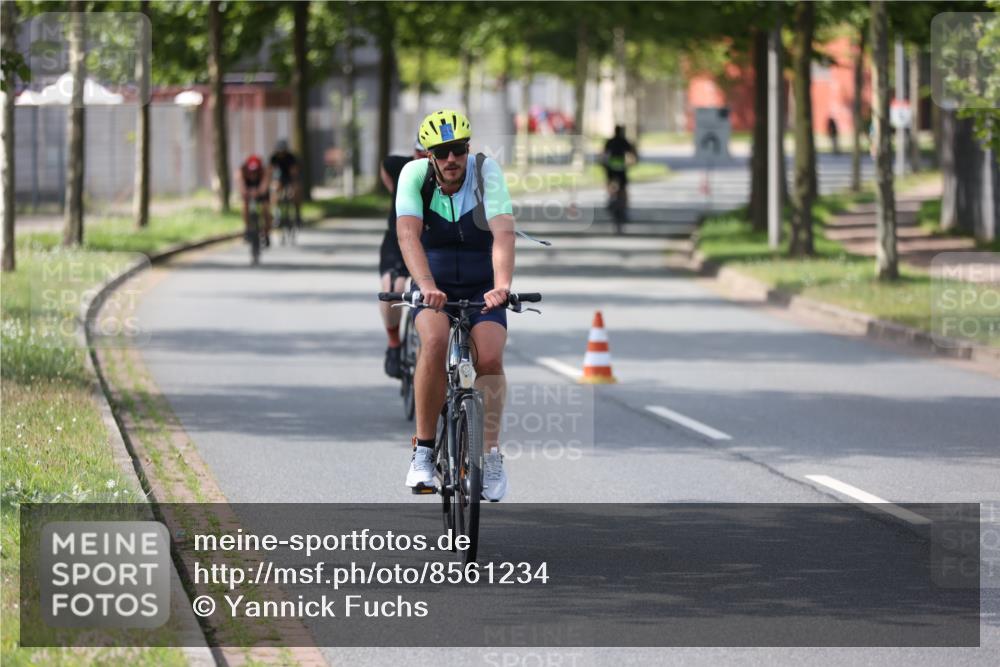 10.08.2025 - GEWOBA Citytriathlon Bremen Yannick Fuchs http://msf.ph/oto/8561234 10.08.2025 14:21:50 Radfahren 9, 140, 160, 211, 283, 334 meine-sportfotos.de