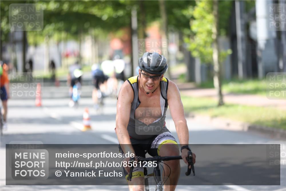 10.08.2025 - GEWOBA Citytriathlon Bremen Yannick Fuchs http://msf.ph/oto/8561285 10.08.2025 14:22:08 Radfahren 109, 186, 215, 224, 253, 258 meine-sportfotos.de