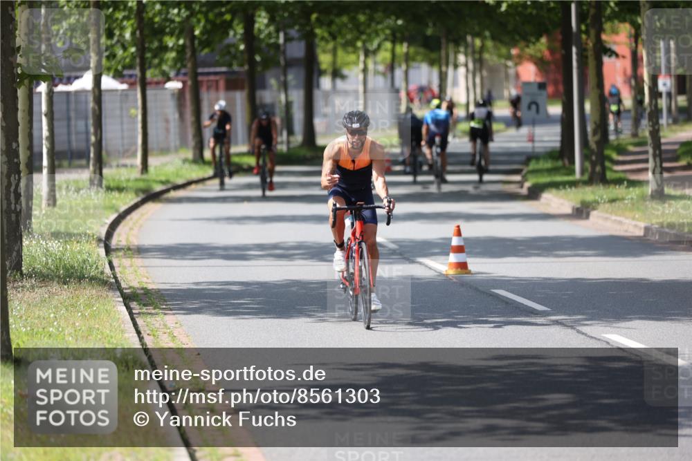 10.08.2025 - GEWOBA Citytriathlon Bremen Yannick Fuchs http://msf.ph/oto/8561303 10.08.2025 14:22:11 Radfahren 109, 186, 215, 224, 253, 258 meine-sportfotos.de