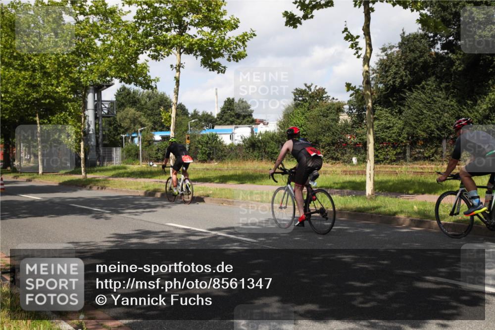 10.08.2025 - GEWOBA Citytriathlon Bremen Yannick Fuchs http://msf.ph/oto/8561347 10.08.2025 12:15:42 Radfahren 626, 641, 682, 715, 834, 836, 839, 840, 858, 859, 1016 meine-sportfotos.de