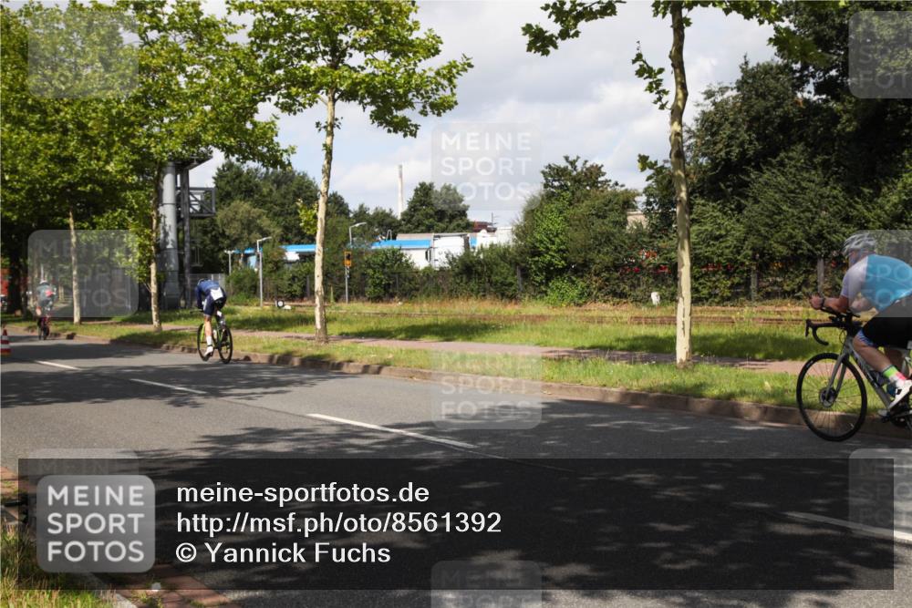 10.08.2025 - GEWOBA Citytriathlon Bremen Yannick Fuchs http://msf.ph/oto/8561392 10.08.2025 12:16:03 Radfahren 600, 654, 682, 686, 707, 715, 824, 836, 859, 891, 1016, 1022 meine-sportfotos.de