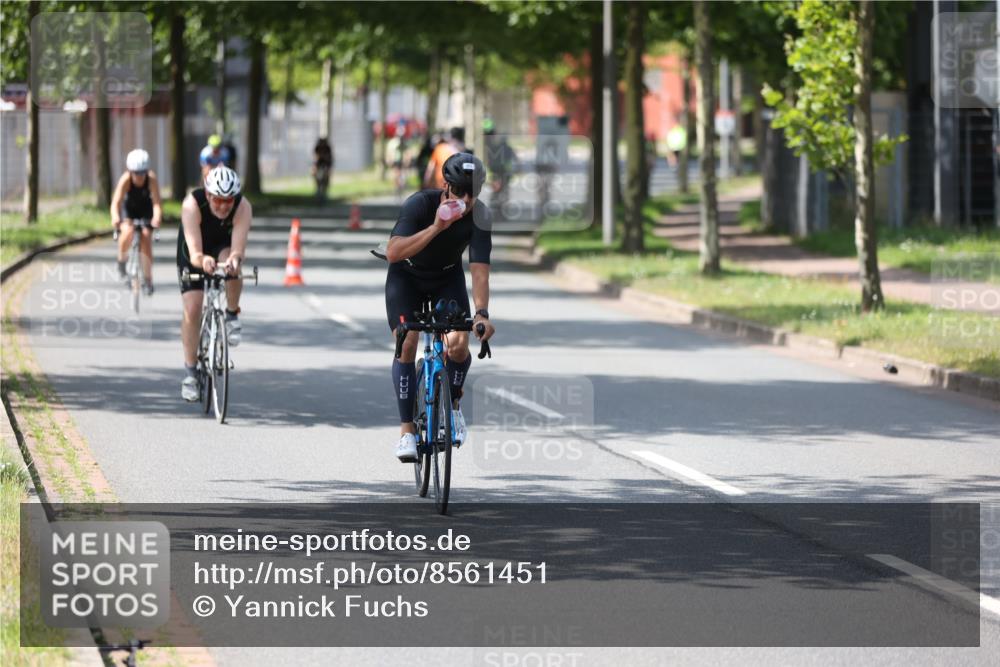 10.08.2025 - GEWOBA Citytriathlon Bremen Yannick Fuchs http://msf.ph/oto/8561451 10.08.2025 14:22:51 Radfahren 86, 89, 182, 204, 246, 252, 280, 288, 289, 297, 353, 427 meine-sportfotos.de
