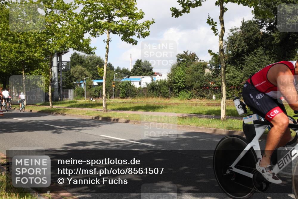10.08.2025 - GEWOBA Citytriathlon Bremen Yannick Fuchs http://msf.ph/oto/8561507 10.08.2025 12:17:49 Radfahren 560, 566, 741, 765, 766, 933, 1025 meine-sportfotos.de