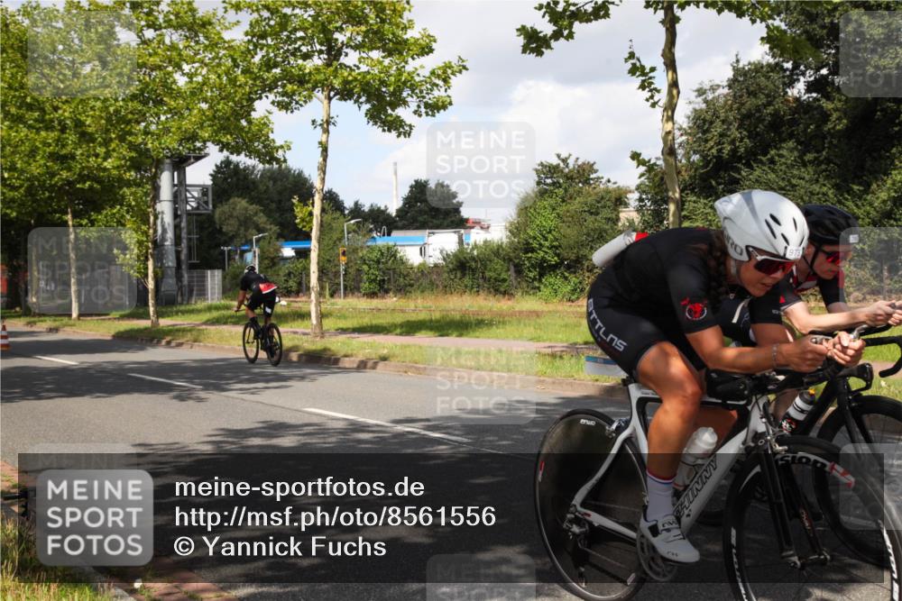 10.08.2025 - GEWOBA Citytriathlon Bremen Yannick Fuchs http://msf.ph/oto/8561556 10.08.2025 12:18:23 Radfahren 579, 582, 637, 678, 680, 763, 855, 914, 919, 973 meine-sportfotos.de