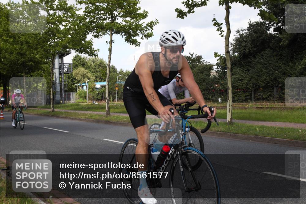 10.08.2025 - GEWOBA Citytriathlon Bremen Yannick Fuchs http://msf.ph/oto/8561577 10.08.2025 12:18:38 Radfahren 584, 637, 642, 652, 678, 680, 759, 763, 781, 855, 919, 1015, 1018, 1029 meine-sportfotos.de