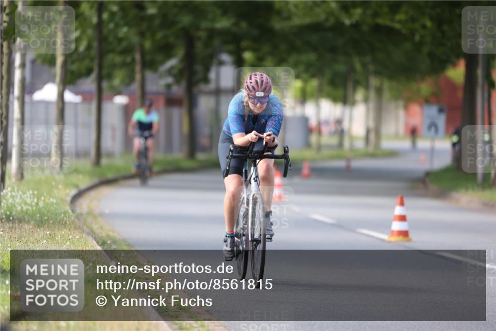 10.08.2025 - GEWOBA Citytriathlon Bremen Yannick Fuchs http://msf.ph/oto/8561815 10.08.2025 14:24:21 Radfahren 169, 436, 474 meine-sportfotos.de