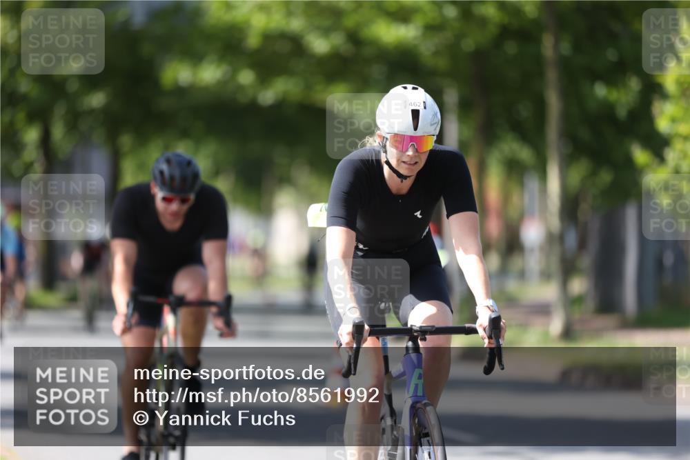 10.08.2025 - GEWOBA Citytriathlon Bremen Yannick Fuchs http://msf.ph/oto/8561992 10.08.2025 14:25:16 Radfahren 49, 85, 166, 202, 208, 235, 267, 270, 323, 326, 336, 462, 479 meine-sportfotos.de