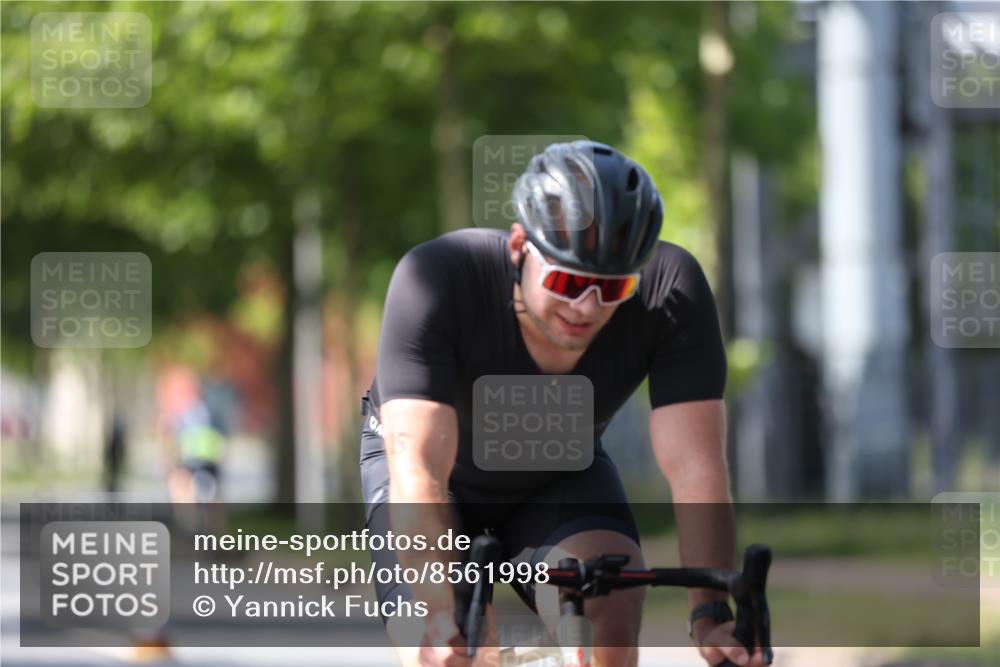 10.08.2025 - GEWOBA Citytriathlon Bremen Yannick Fuchs http://msf.ph/oto/8561998 10.08.2025 14:25:16 Radfahren 49, 85, 166, 202, 208, 235, 267, 270, 323, 326, 336, 462, 479 meine-sportfotos.de