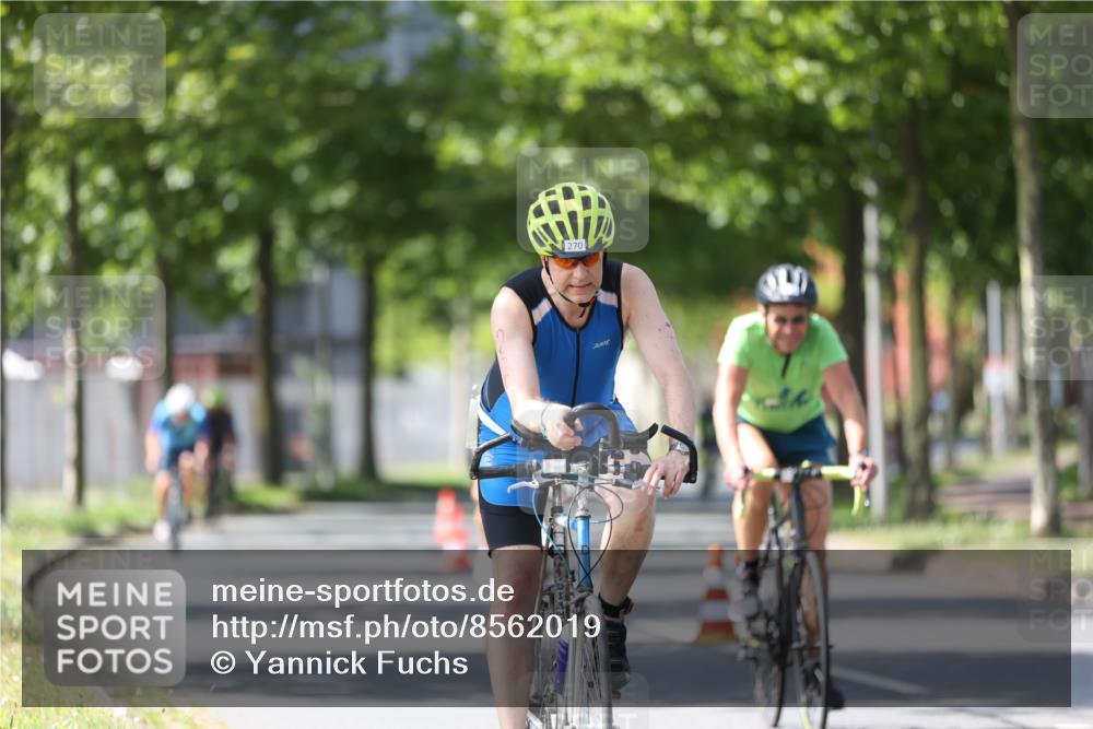 10.08.2025 - GEWOBA Citytriathlon Bremen Yannick Fuchs http://msf.ph/oto/8562019 10.08.2025 14:25:21 Radfahren 49, 85, 208, 267, 270, 323, 326, 336, 462, 479 meine-sportfotos.de