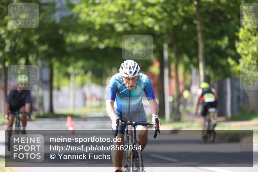 10.08.2025 - GEWOBA Citytriathlon Bremen Yannick Fuchs http://msf.ph/oto/8562054 10.08.2025 14:25:25 Radfahren 49, 85, 208, 267, 270, 323, 326, 336, 462, 479 meine-sportfotos.de