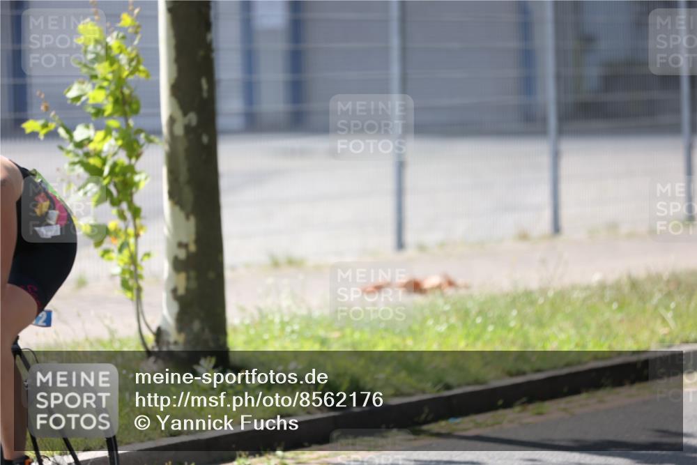 10.08.2025 - GEWOBA Citytriathlon Bremen Yannick Fuchs http://msf.ph/oto/8562176 10.08.2025 14:26:55 Radfahren 305, 349, 372, 408, 422, 445, 484, 497 meine-sportfotos.de