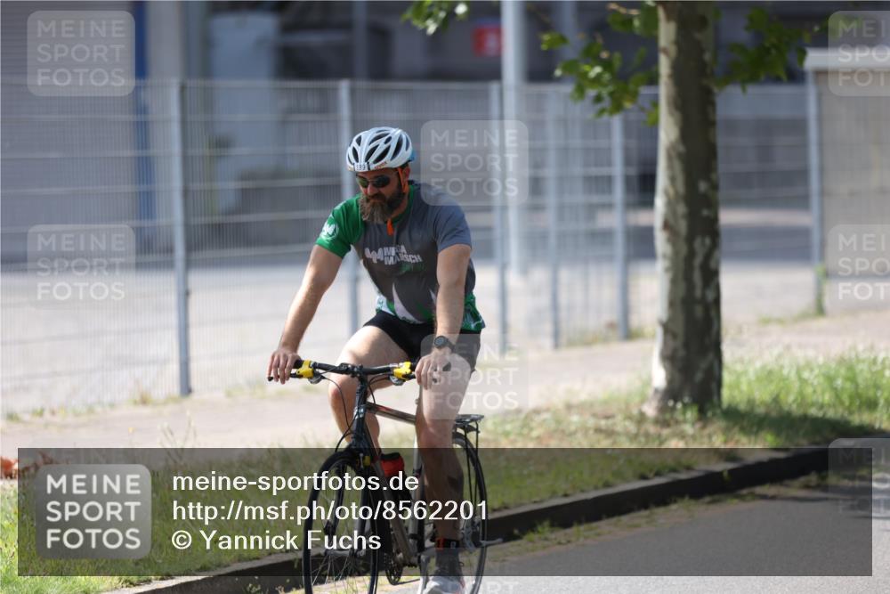 10.08.2025 - GEWOBA Citytriathlon Bremen Yannick Fuchs http://msf.ph/oto/8562201 10.08.2025 14:27:12 Radfahren 189, 196, 276, 286, 305, 318, 441, 457 meine-sportfotos.de