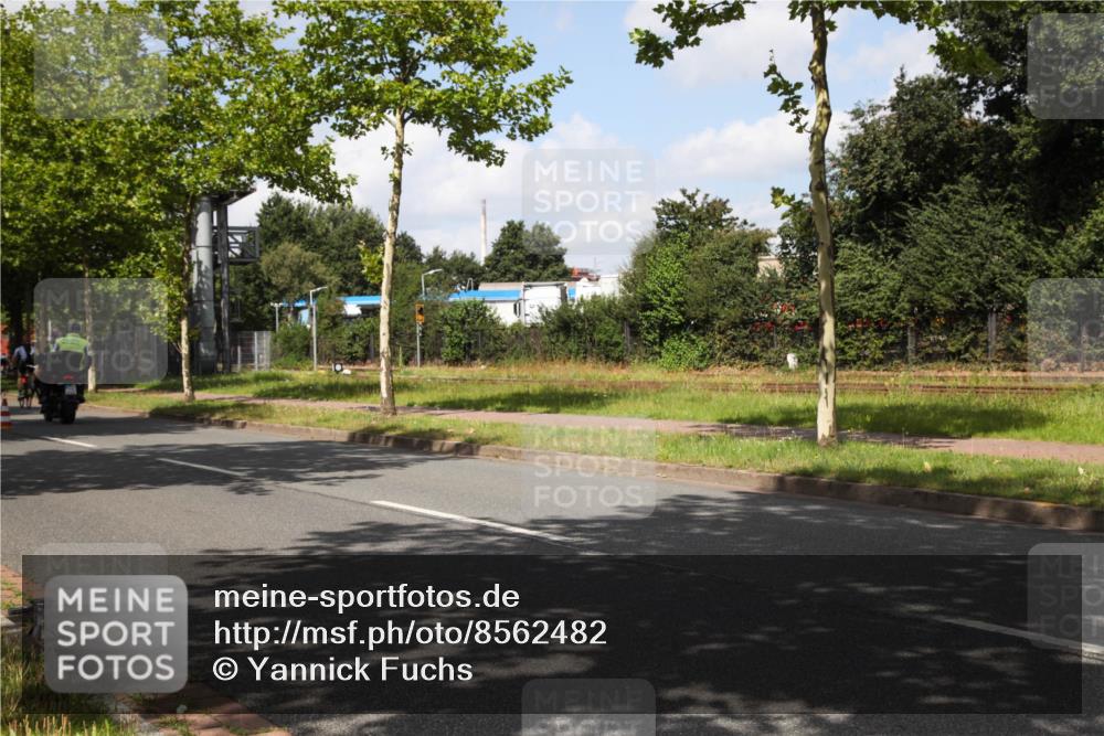 10.08.2025 - GEWOBA Citytriathlon Bremen Yannick Fuchs http://msf.ph/oto/8562482 10.08.2025 12:28:34 Radfahren 612, 622, 625, 629, 732, 812, 816, 828, 941, 980, 981 meine-sportfotos.de