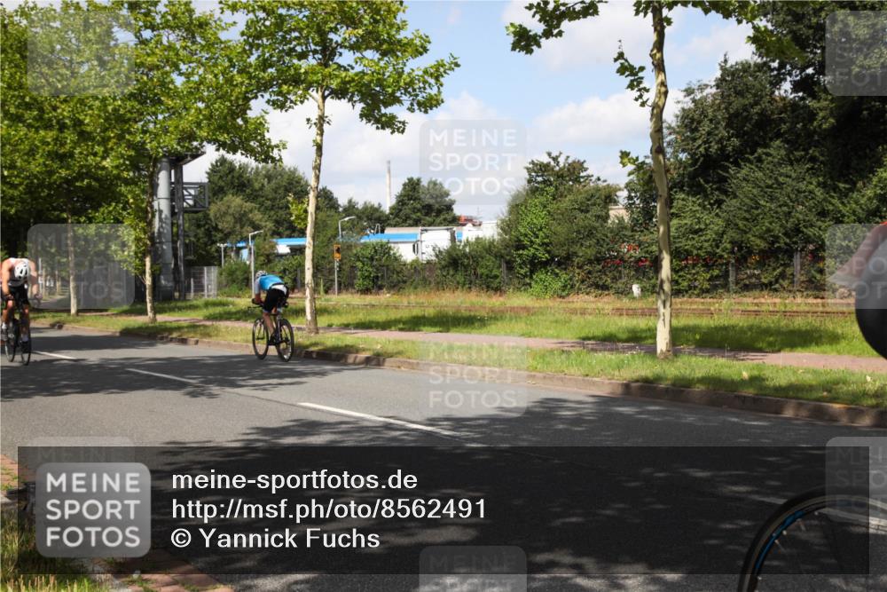 10.08.2025 - GEWOBA Citytriathlon Bremen Yannick Fuchs http://msf.ph/oto/8562491 10.08.2025 12:28:36 Radfahren 612, 622, 625, 629, 732, 812, 816, 828, 941, 980, 981 meine-sportfotos.de