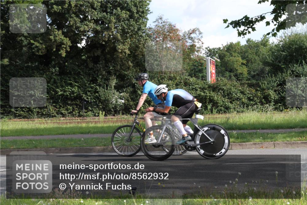 10.08.2025 - GEWOBA Citytriathlon Bremen Yannick Fuchs http://msf.ph/oto/8562932 10.08.2025 10:42:43 Radfahren 13, 17, 89, 175, 199 meine-sportfotos.de