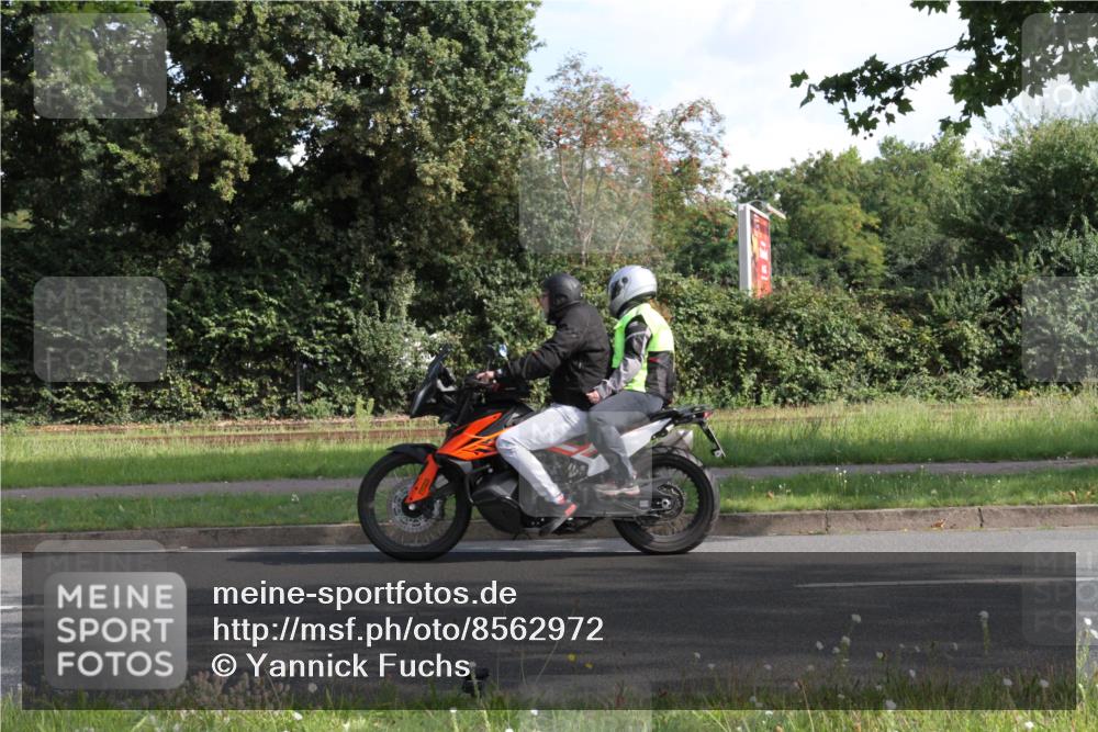 10.08.2025 - GEWOBA Citytriathlon Bremen Yannick Fuchs http://msf.ph/oto/8562972 10.08.2025 10:43:04 Radfahren 51, 149, 415, 438 meine-sportfotos.de