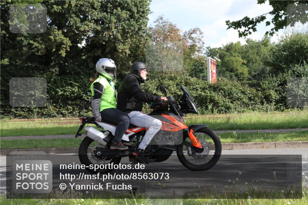 10.08.2025 - GEWOBA Citytriathlon Bremen Yannick Fuchs http://msf.ph/oto/8563073 10.08.2025 10:43:51 Radfahren 179, 217, 425, 487, 507 meine-sportfotos.de
