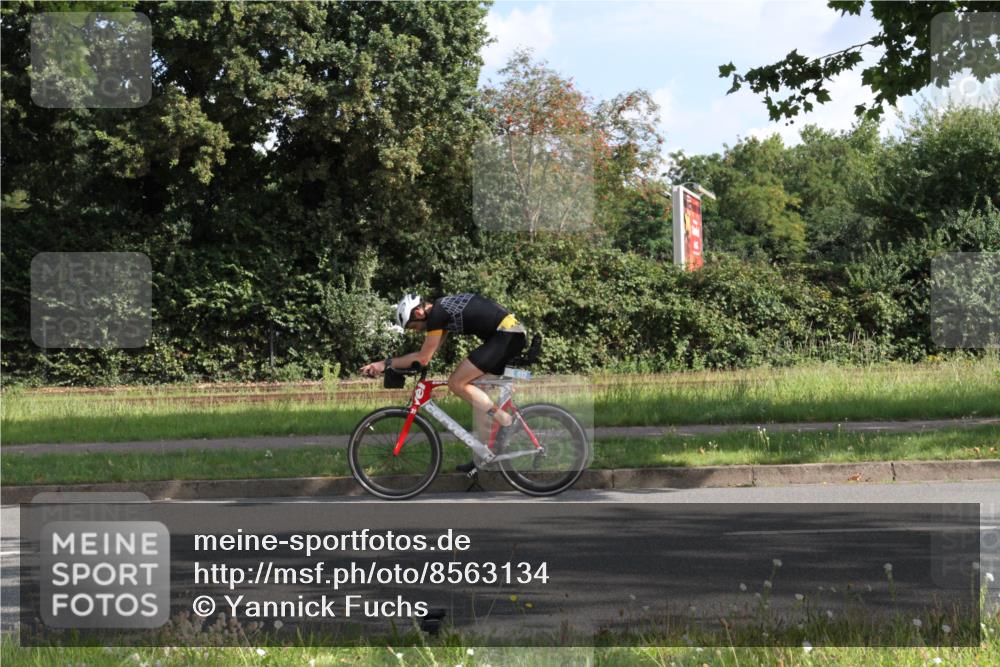 10.08.2025 - GEWOBA Citytriathlon Bremen Yannick Fuchs http://msf.ph/oto/8563134 10.08.2025 10:44:34 Radfahren 235, 351, 465, 511 meine-sportfotos.de