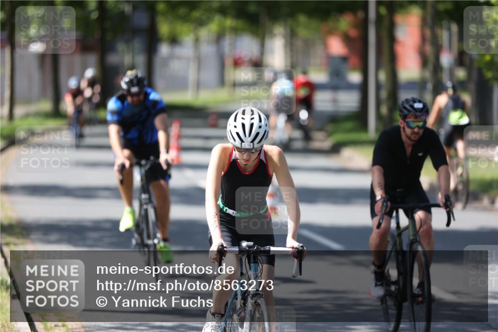 10.08.2025 - GEWOBA Citytriathlon Bremen Yannick Fuchs http://msf.ph/oto/8563273 10.08.2025 14:35:48 Radfahren 64, 108, 129, 173, 233, 319, 339, 395, 421 meine-sportfotos.de