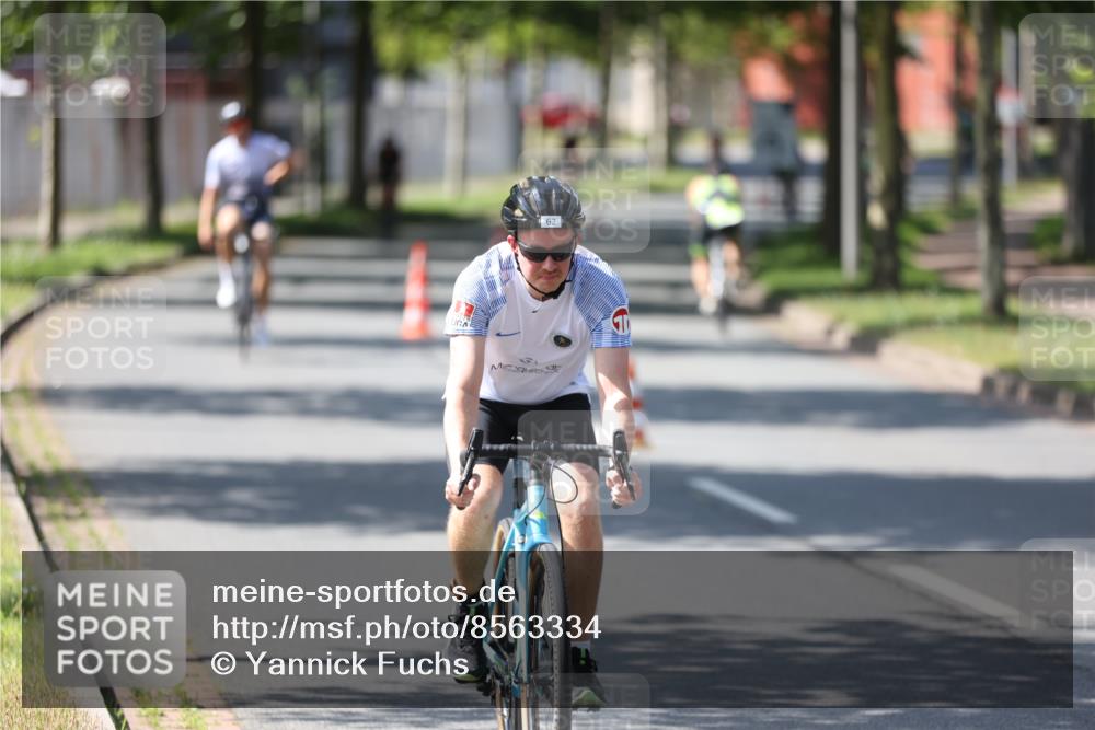 10.08.2025 - GEWOBA Citytriathlon Bremen Yannick Fuchs http://msf.ph/oto/8563334 10.08.2025 14:36:00 Radfahren 32, 64, 129, 173, 261, 395, 437, 452 meine-sportfotos.de