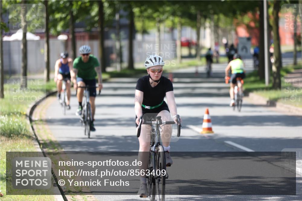 10.08.2025 - GEWOBA Citytriathlon Bremen Yannick Fuchs http://msf.ph/oto/8563409 10.08.2025 14:36:24 Radfahren 20, 91, 255, 261, 285, 380, 391 meine-sportfotos.de