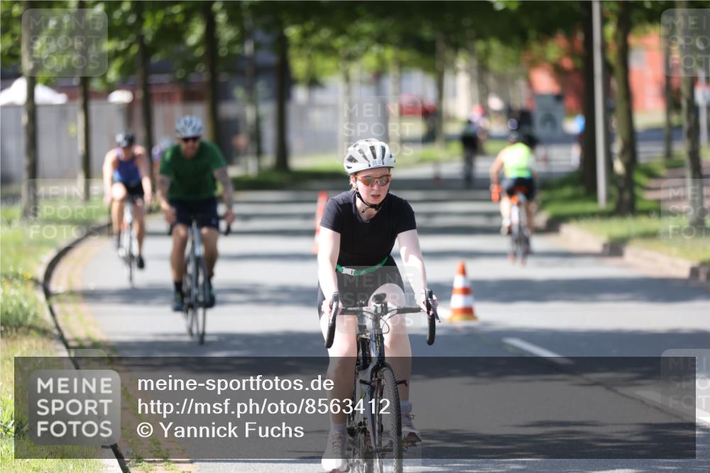 10.08.2025 - GEWOBA Citytriathlon Bremen Yannick Fuchs http://msf.ph/oto/8563412 10.08.2025 14:36:25 Radfahren 20, 91, 255, 261, 285, 380, 391 meine-sportfotos.de