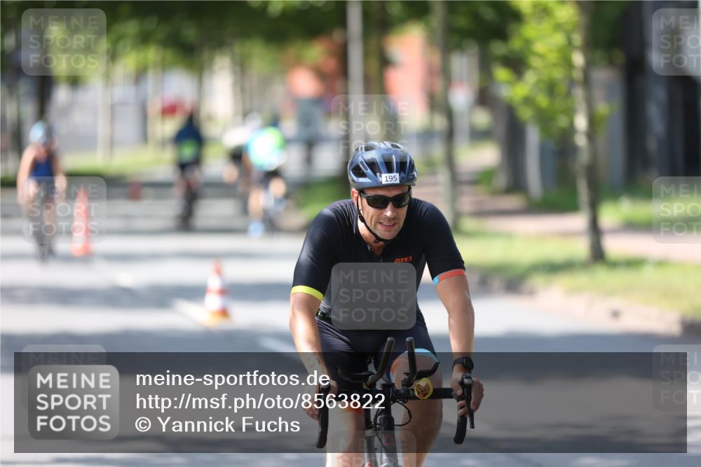 10.08.2025 - GEWOBA Citytriathlon Bremen Yannick Fuchs http://msf.ph/oto/8563822 10.08.2025 14:38:39 Radfahren 50, 51, 195, 216, 238, 295, 312 meine-sportfotos.de