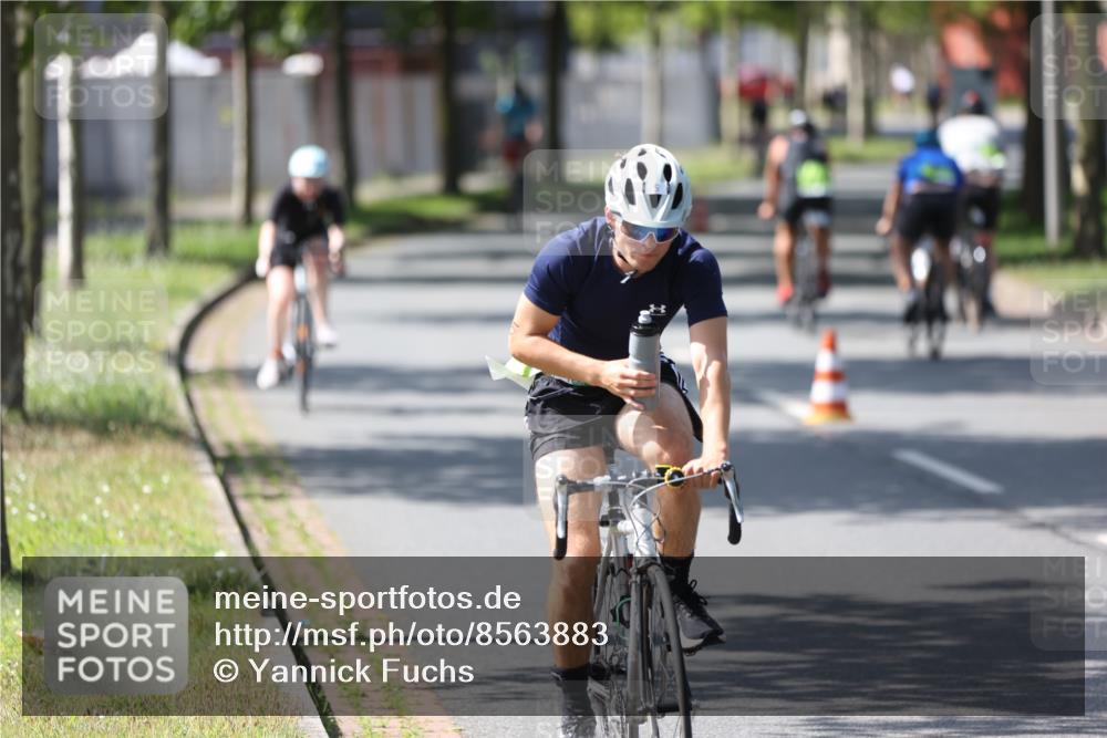 10.08.2025 - GEWOBA Citytriathlon Bremen Yannick Fuchs http://msf.ph/oto/8563883 10.08.2025 14:38:56 Radfahren 100, 216, 236, 238, 354 meine-sportfotos.de