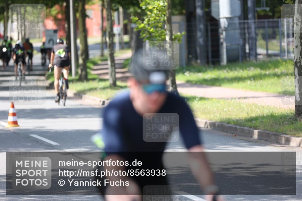 10.08.2025 - GEWOBA Citytriathlon Bremen Yannick Fuchs http://msf.ph/oto/8563938 10.08.2025 14:39:10 Radfahren 18, 100, 130, 174, 236, 283, 427 meine-sportfotos.de