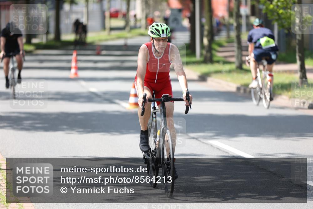 10.08.2025 - GEWOBA Citytriathlon Bremen Yannick Fuchs http://msf.ph/oto/8564213 10.08.2025 14:40:31 Radfahren 29, 47, 131, 186, 242, 258, 289, 297, 529 meine-sportfotos.de