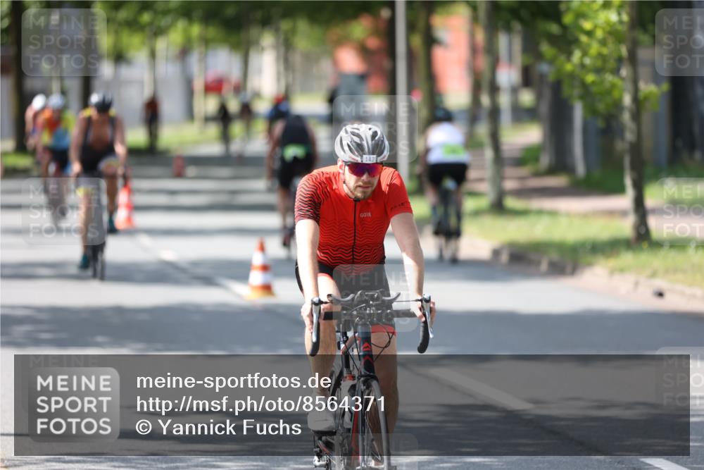 10.08.2025 - GEWOBA Citytriathlon Bremen Yannick Fuchs http://msf.ph/oto/8564371 10.08.2025 14:41:07 Radfahren 103, 142, 177, 204, 249, 253, 266, 353, 431, 432, 476, 477 meine-sportfotos.de