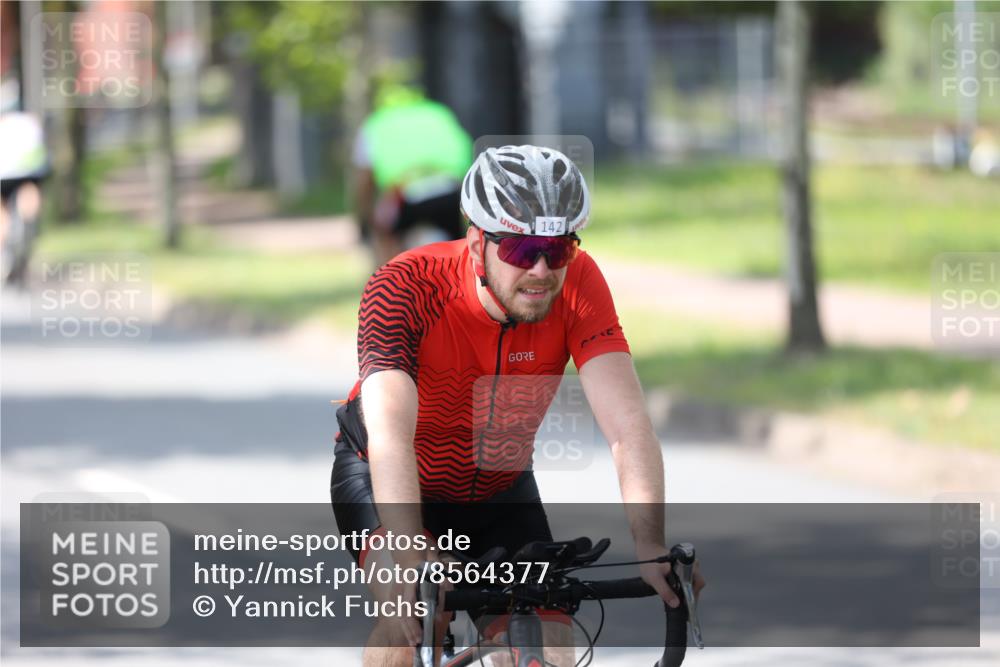 10.08.2025 - GEWOBA Citytriathlon Bremen Yannick Fuchs http://msf.ph/oto/8564377 10.08.2025 14:41:08 Radfahren 103, 142, 177, 204, 249, 253, 266, 353, 431, 432, 476, 477 meine-sportfotos.de