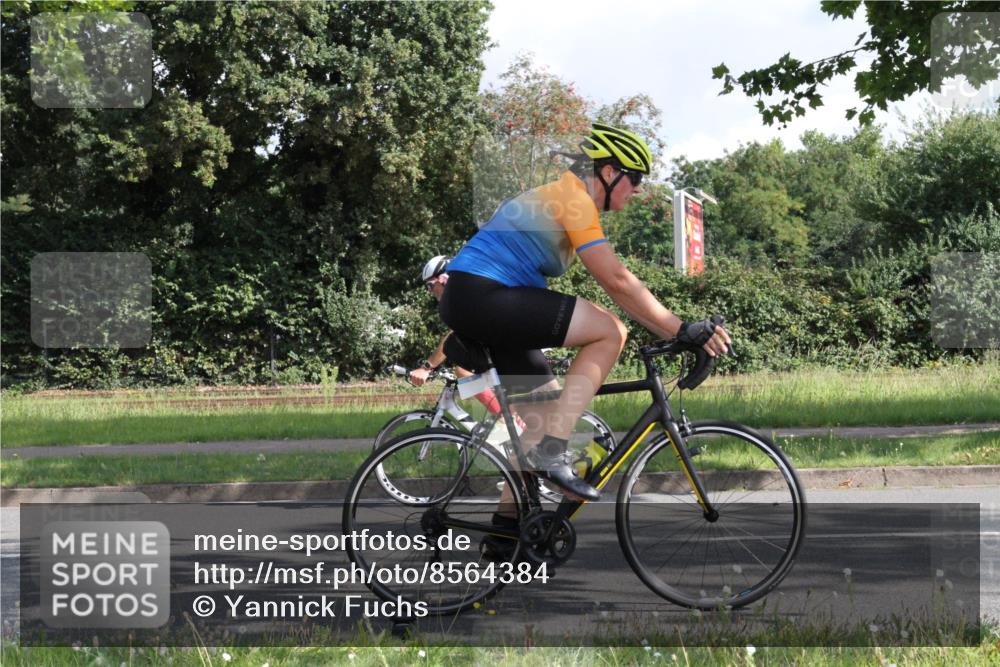 10.08.2025 - GEWOBA Citytriathlon Bremen Yannick Fuchs http://msf.ph/oto/8564384 10.08.2025 10:56:34 Radfahren 31, 67, 115, 203, 401, 447, 455 meine-sportfotos.de