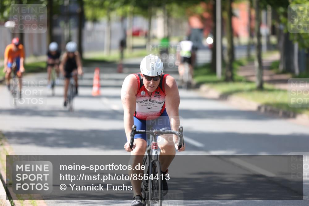 10.08.2025 - GEWOBA Citytriathlon Bremen Yannick Fuchs http://msf.ph/oto/8564413 10.08.2025 14:41:14 Radfahren 36, 103, 142, 204, 249, 253, 266, 280, 353, 431, 432, 476, 477 meine-sportfotos.de