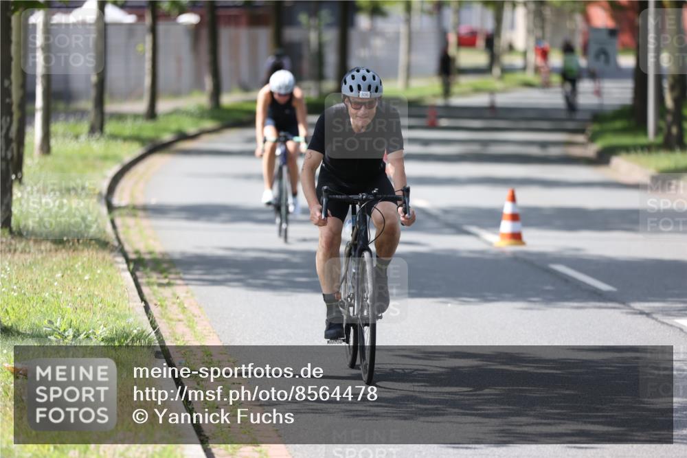 10.08.2025 - GEWOBA Citytriathlon Bremen Yannick Fuchs http://msf.ph/oto/8564478 10.08.2025 14:41:36 Radfahren 36, 306, 317, 343, 480, 513 meine-sportfotos.de