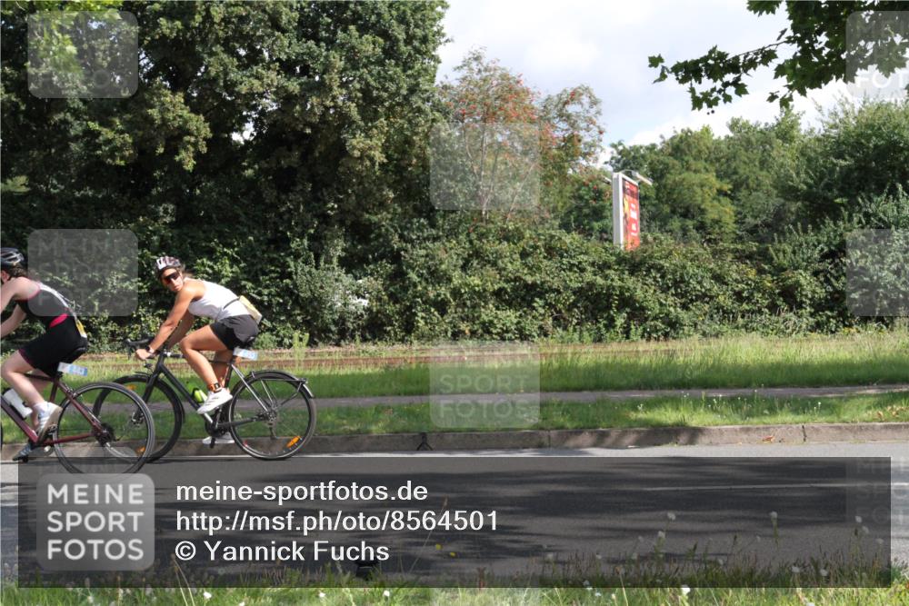 10.08.2025 - GEWOBA Citytriathlon Bremen Yannick Fuchs http://msf.ph/oto/8564501 10.08.2025 10:57:14 Radfahren 5, 77, 101, 233, 454 meine-sportfotos.de