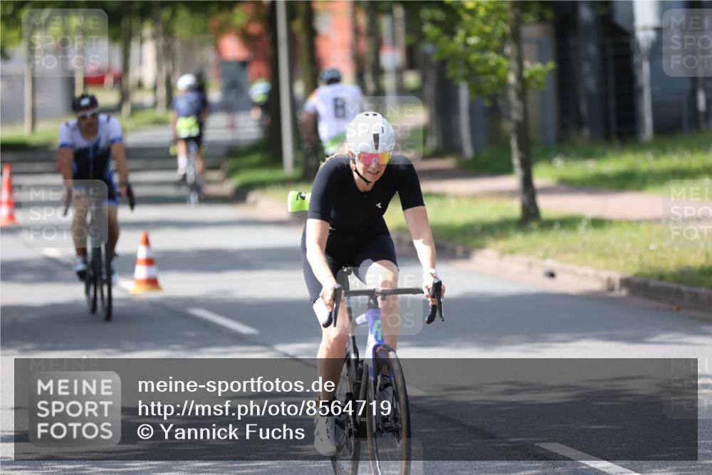 10.08.2025 - GEWOBA Citytriathlon Bremen Yannick Fuchs http://msf.ph/oto/8564719 10.08.2025 14:43:24 Radfahren 109, 157, 234, 251, 311, 462 meine-sportfotos.de