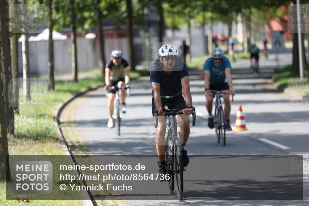 10.08.2025 - GEWOBA Citytriathlon Bremen Yannick Fuchs http://msf.ph/oto/8564736 10.08.2025 14:43:41 Radfahren 86, 109, 154, 163, 259, 325 meine-sportfotos.de