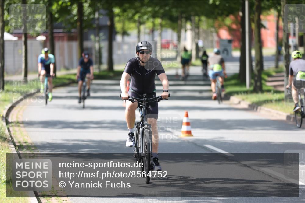 10.08.2025 - GEWOBA Citytriathlon Bremen Yannick Fuchs http://msf.ph/oto/8564752 10.08.2025 14:43:48 Radfahren 86, 109, 154, 163, 259, 325 meine-sportfotos.de