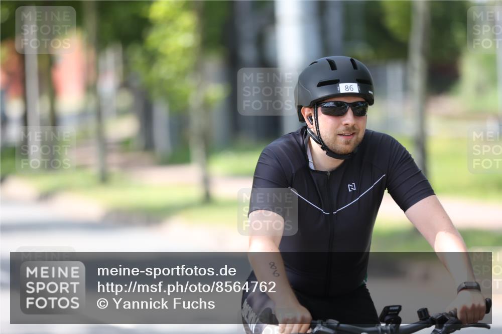 10.08.2025 - GEWOBA Citytriathlon Bremen Yannick Fuchs http://msf.ph/oto/8564762 10.08.2025 14:43:50 Radfahren 86, 154, 163, 259, 325 meine-sportfotos.de