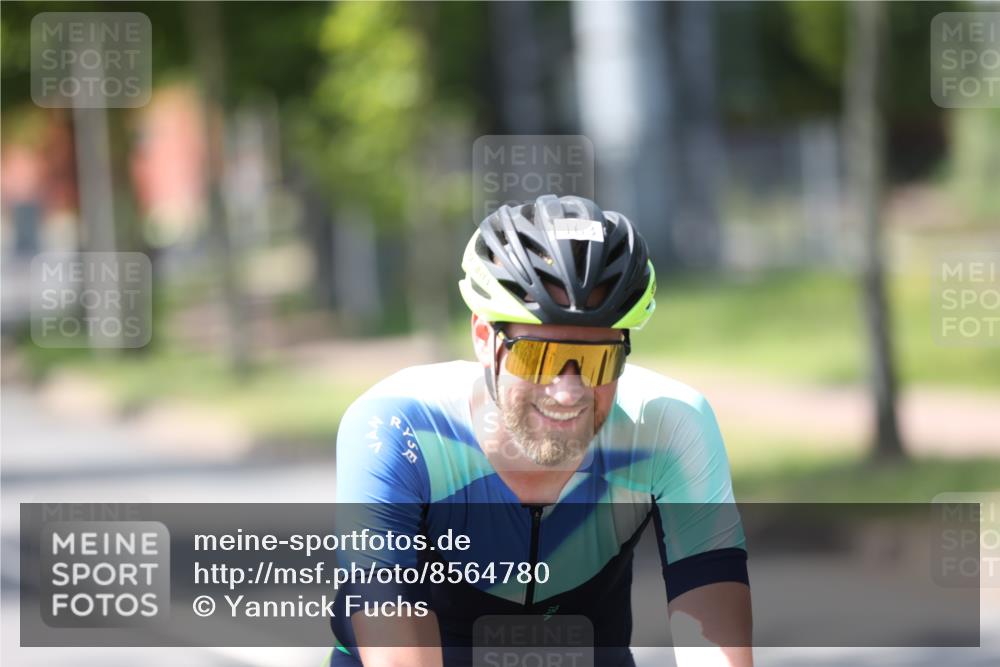 10.08.2025 - GEWOBA Citytriathlon Bremen Yannick Fuchs http://msf.ph/oto/8564780 10.08.2025 14:43:54 Radfahren 86, 154, 163, 259, 298, 325 meine-sportfotos.de