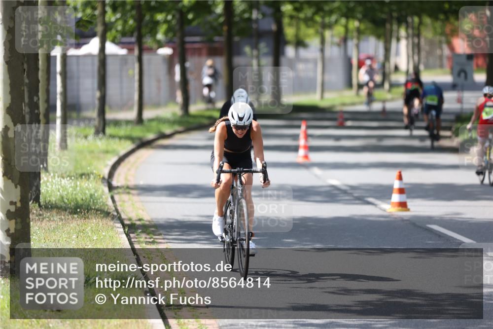 10.08.2025 - GEWOBA Citytriathlon Bremen Yannick Fuchs http://msf.ph/oto/8564814 10.08.2025 14:44:15 Radfahren 28, 267, 278, 298, 408, 445 meine-sportfotos.de