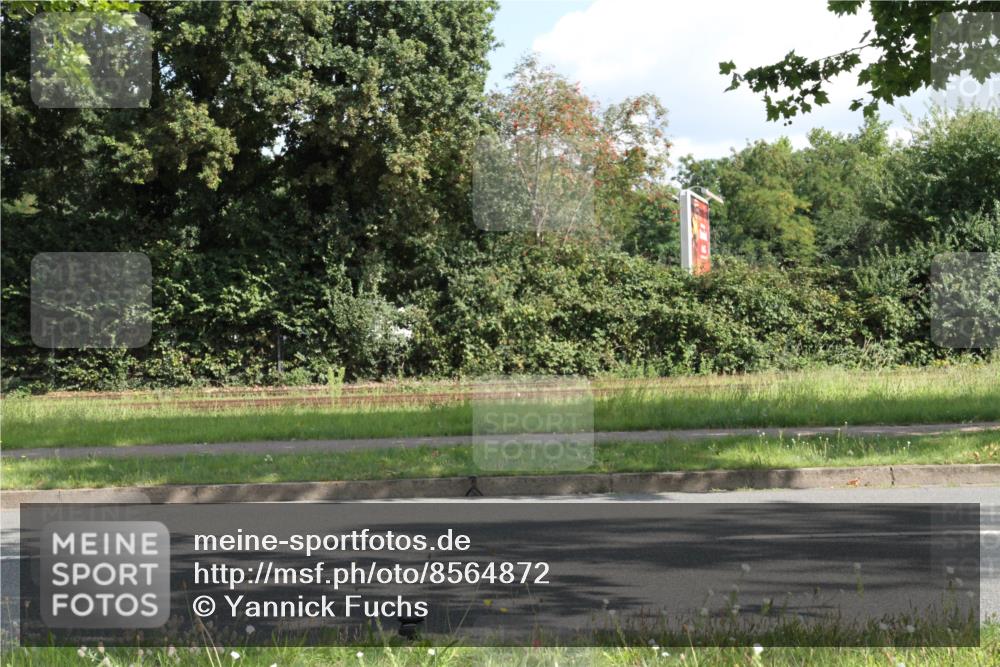10.08.2025 - GEWOBA Citytriathlon Bremen Yannick Fuchs http://msf.ph/oto/8564872 10.08.2025 11:01:01 Radfahren 9, 15, 65, 113, 499 meine-sportfotos.de