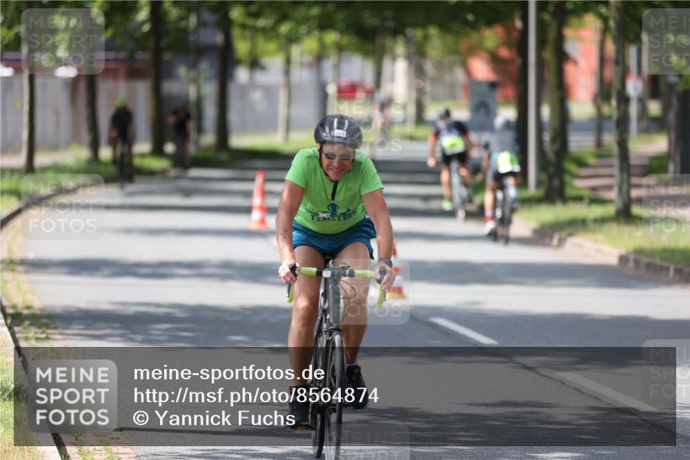 10.08.2025 - GEWOBA Citytriathlon Bremen Yannick Fuchs http://msf.ph/oto/8564874 10.08.2025 14:44:38 Radfahren 9, 73, 200, 208, 323, 383 meine-sportfotos.de