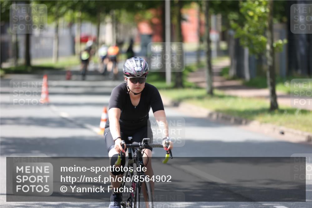 10.08.2025 - GEWOBA Citytriathlon Bremen Yannick Fuchs http://msf.ph/oto/8564902 10.08.2025 14:44:46 Radfahren 73, 208, 323, 346, 383 meine-sportfotos.de